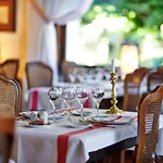 Arraya Hotel Sare
